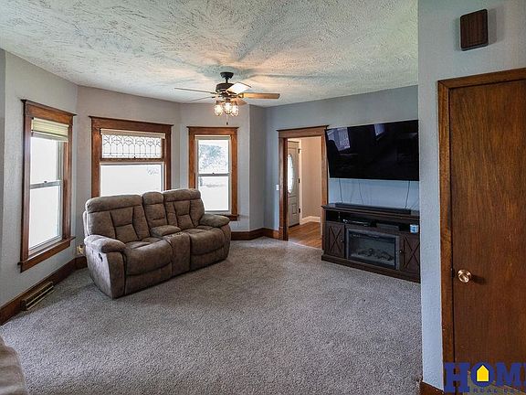 4th image of 21030 NW 70th St