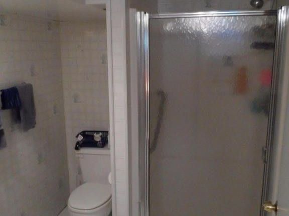5th image of 4401 Holmes St NE