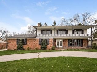 55057 Belle Rose Dr, Shelby Township, MI 48316