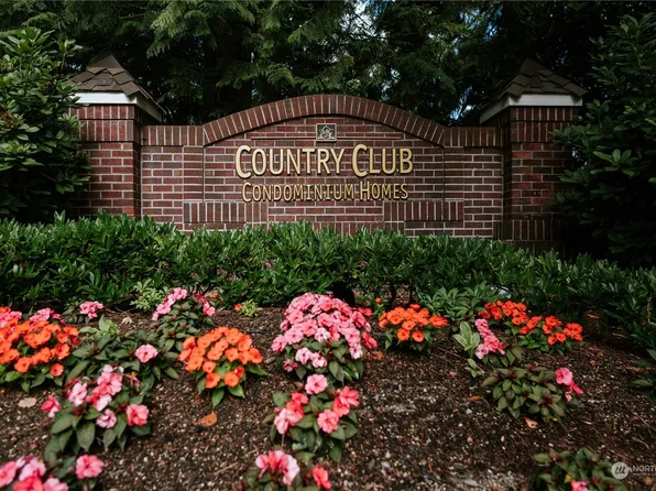 15433 Country Club Drive #E304, Mill Creek, WA 98012