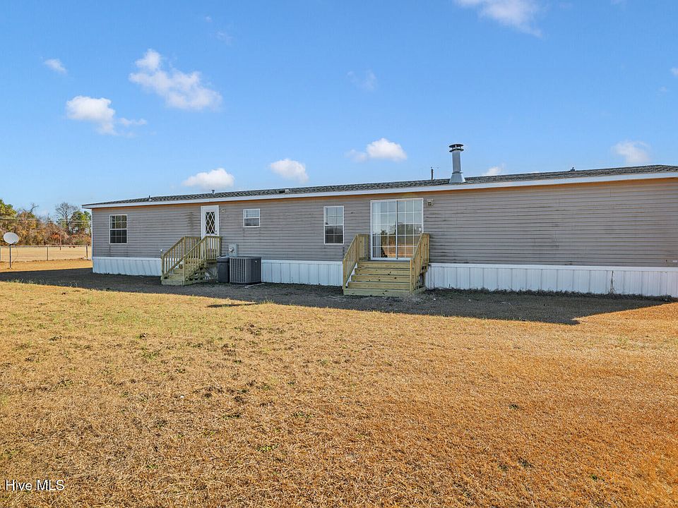 1st image of 130 Moccasin Trail