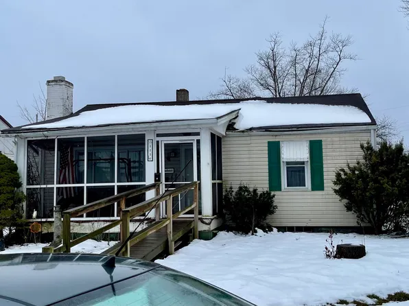 111 Holly St, Connersville, IN 47331