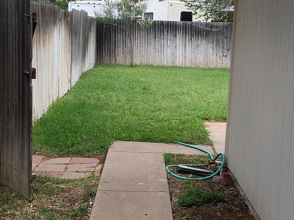 4th image of 2306 Bainbridge Dr