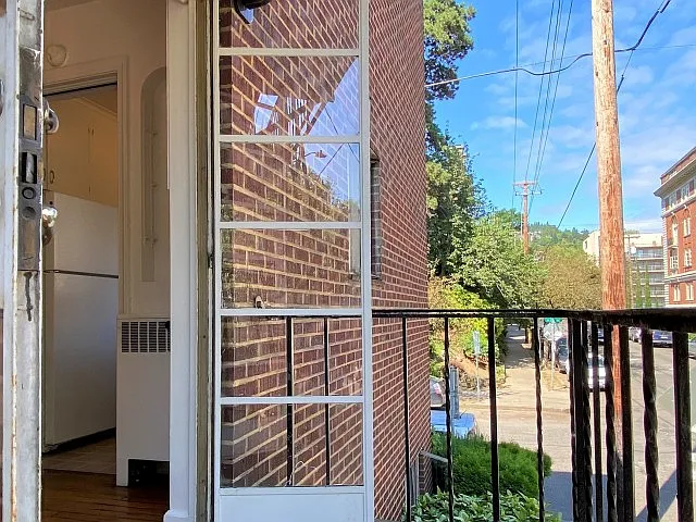 One Bedroom Fire Escape One Bedroom Fire Escape