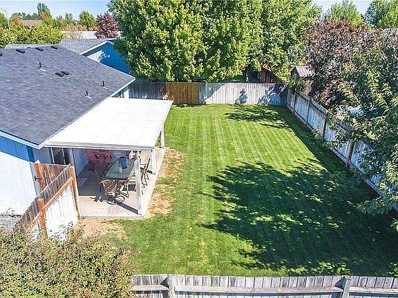 3rd image of 1705 E Wildcat Ln