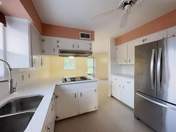 3rd image of 5107 W Bellfort St