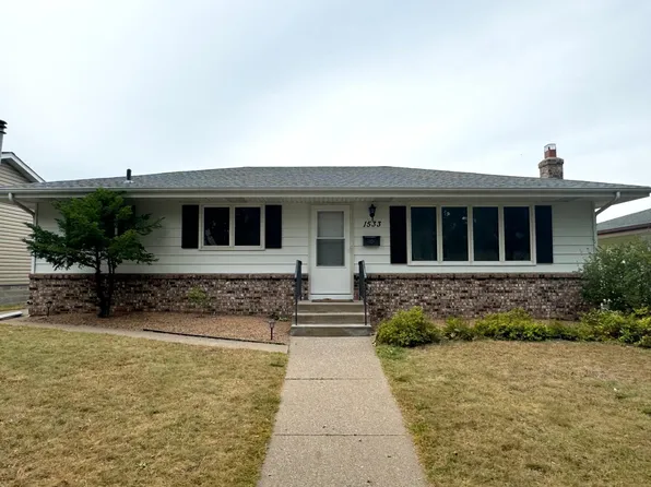 1533 Etna St, Saint Paul, MN 55106