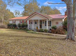 1649 B Wilson Rd, Commerce, GA 30529