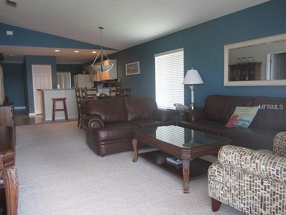 4th image of 9700 Fiddlers Green Cir #5