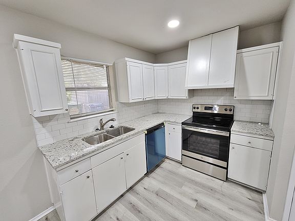 4th image of 4118 Salem Dr