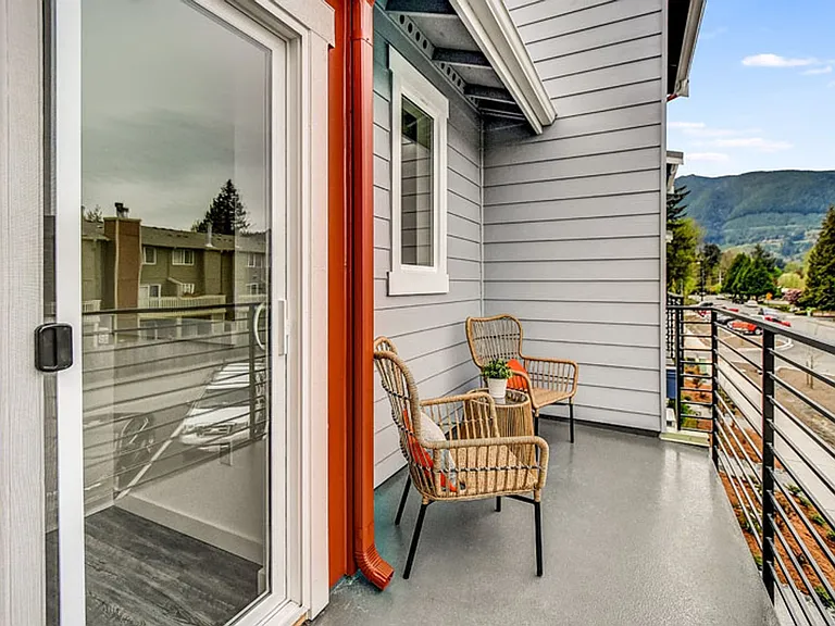 Orchard Place Townhomes — Photo 8