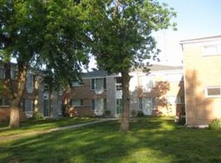 7414 Olian Dr, Hazelwood, MO 63042
