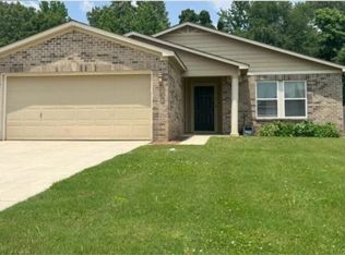 179 Bermuda Lakes Dr, Meridianville, AL 35759