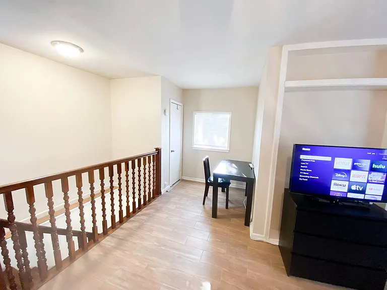 1110 Hamblen St #A — Photo 5