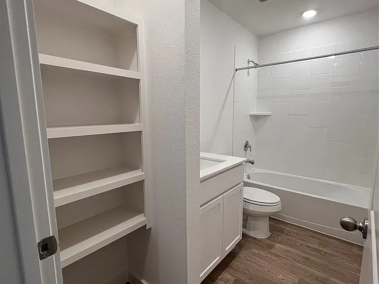 6324 Amberose Peak Ln — Photo 5