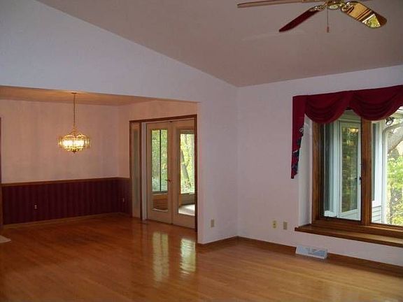 hardwood floors in LR