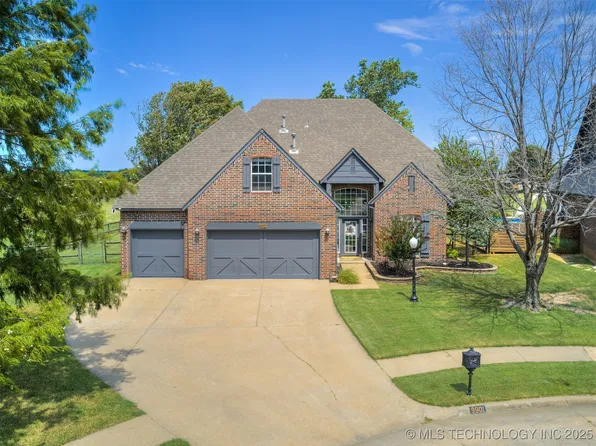 9901 E 93rd Ct N, Owasso, OK 74055