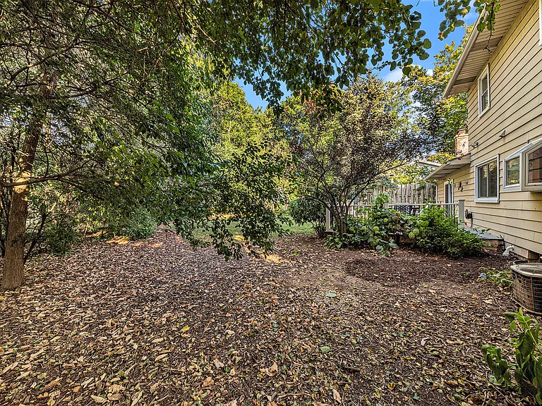 2205 Highlander Dr SE — Photo 34