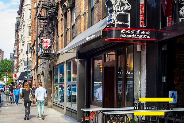 Rented by R New York | media 33