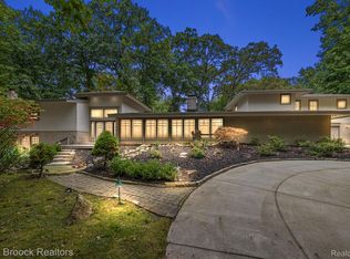 1780 Wood Grove Ln, Bloomfield Hills, MI