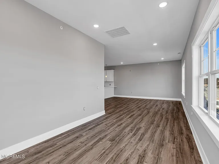 33 Union Ave #210 — Photo 20