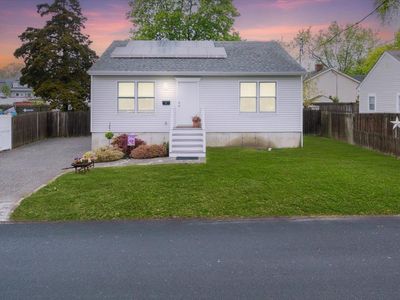15 Patchogue Street, Patchogue, NY, 11772