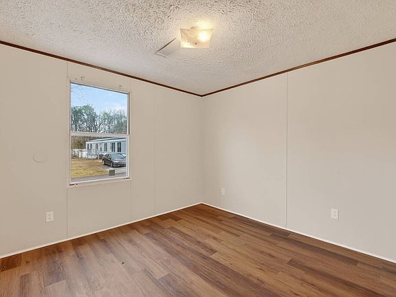 5th image of 491 Chapman Rd Lot 6