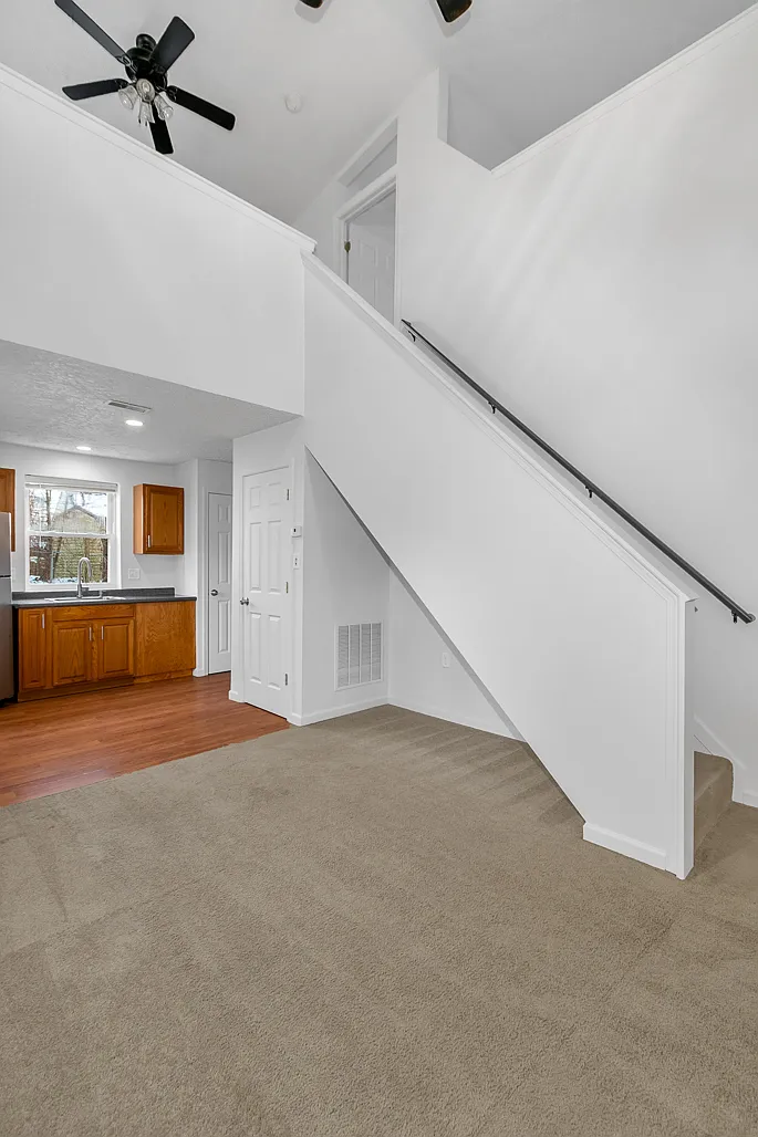 1 bed, 750 sqft, $995 — Photo 4