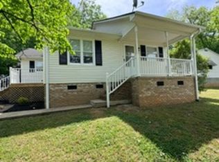 628 Arlington Rd, Greer, SC 29651