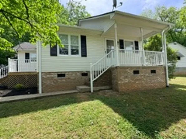 628 Arlington Rd, Greer, SC 29651