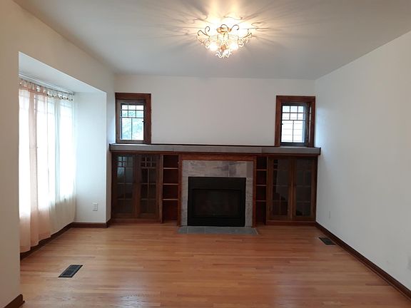 4th image of 3627 Lyndale Ave S Unit 1