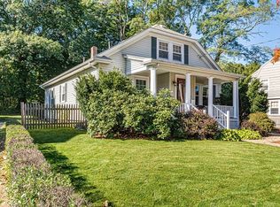 71 Vine St, Reading, MA 01867