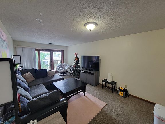 5th image of 2310 College St #17072908