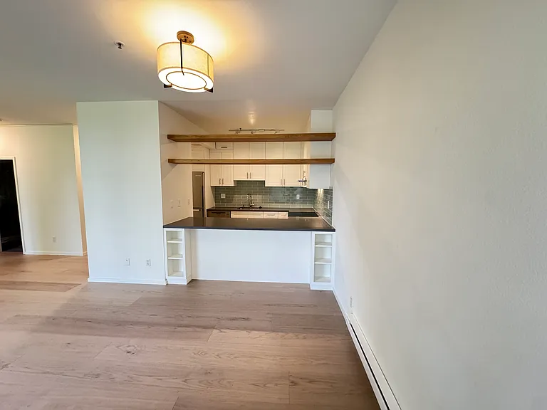 2040 Sutter St #203 — Photo 7