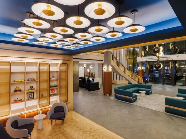 180 Morgan Street image 16 of 140