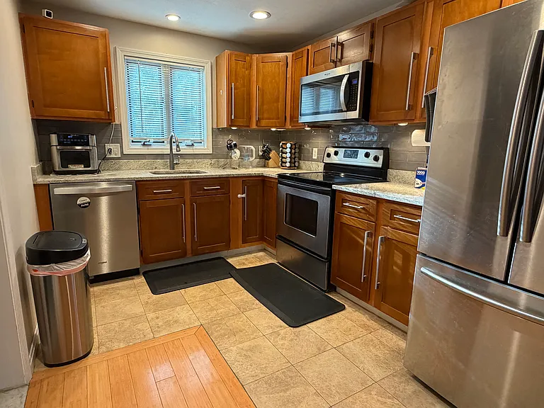 28 Wallace Cir — Photo 2