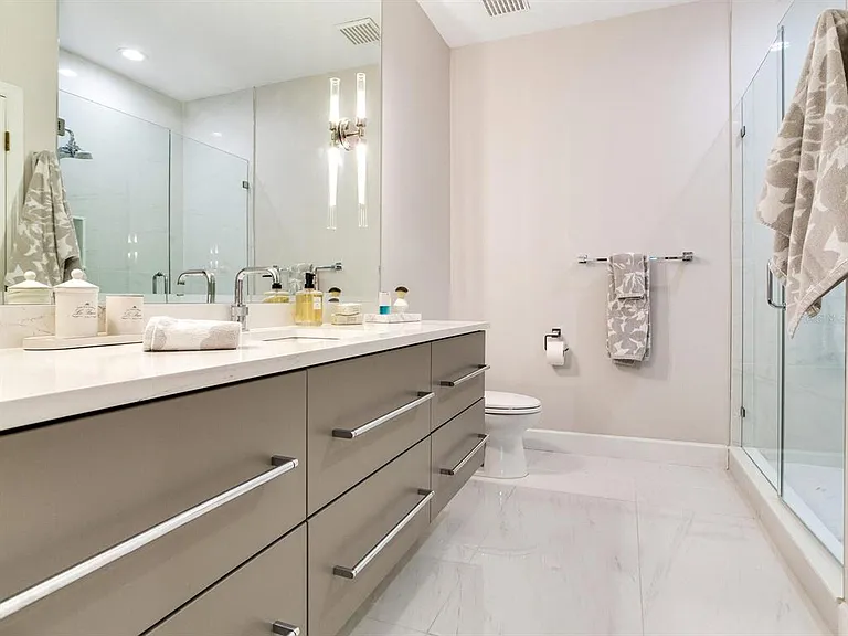 6302 Vista Verde Dr E — Photo 41