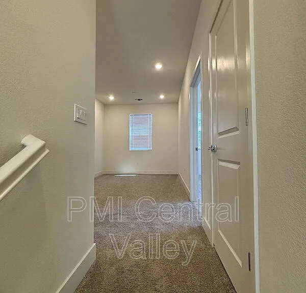 3226 Tibidabo St — Photo 37