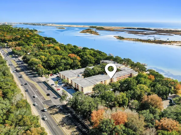 209 W Miracle Strip Pkwy APT D308, Mary Esther, FL 32569