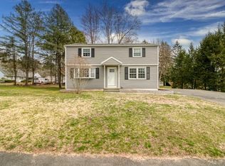 237 Abbe Rd, Enfield, CT 06082