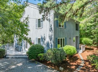 20 Holly Road, Mashpee, MA 02649