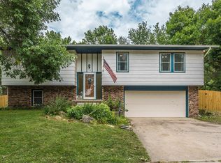115 Stanley Dr, Gilbert, IA 50105