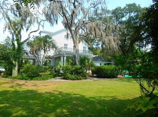 500 Hampton St, Walterboro, SC 29488