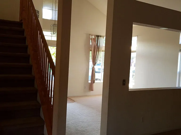 960 Cloverbrook Cir — Photo 8