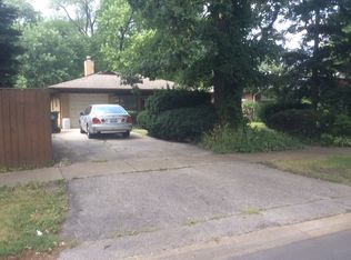 530 N Dee Rd, Park Ridge, IL 60068