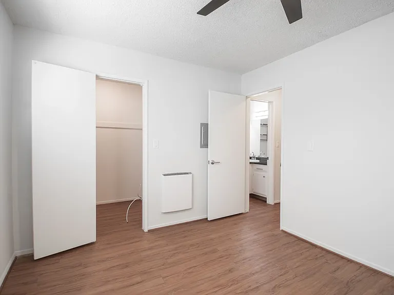 227 Strand St — Photo 6