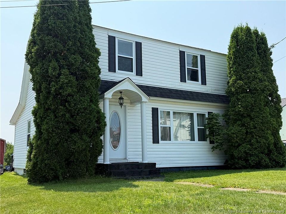 1st image of 210 Union St