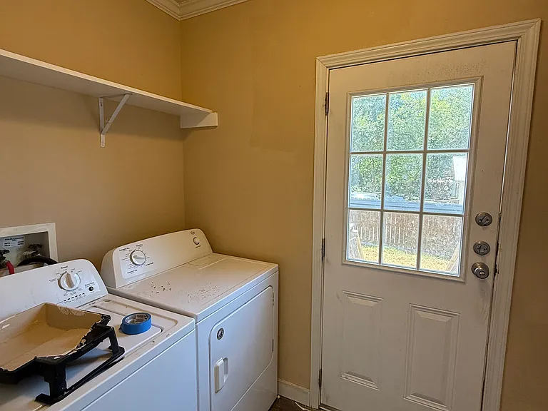 320 Mill St #101 — Photo 5