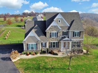 1 Brendan Dr, Quarryville, PA 17566