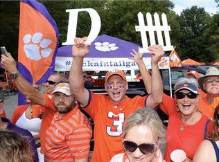 1065 Wild Indigo Xing, Statham, GA 30666